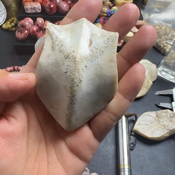 花岗石铁合金养殖鹿头骨制作三界牌