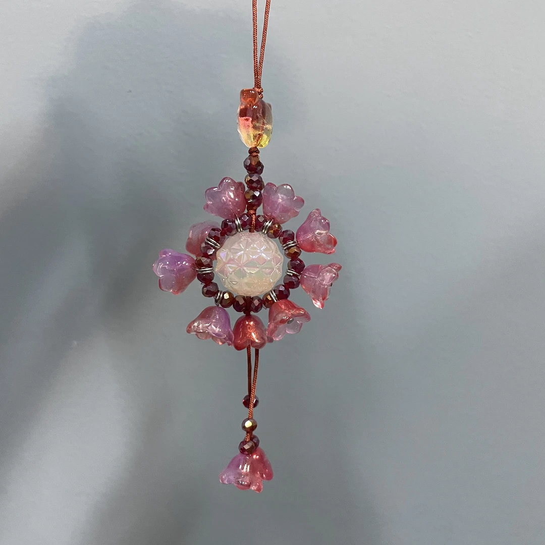 绳款红色系花环款手机坠D945