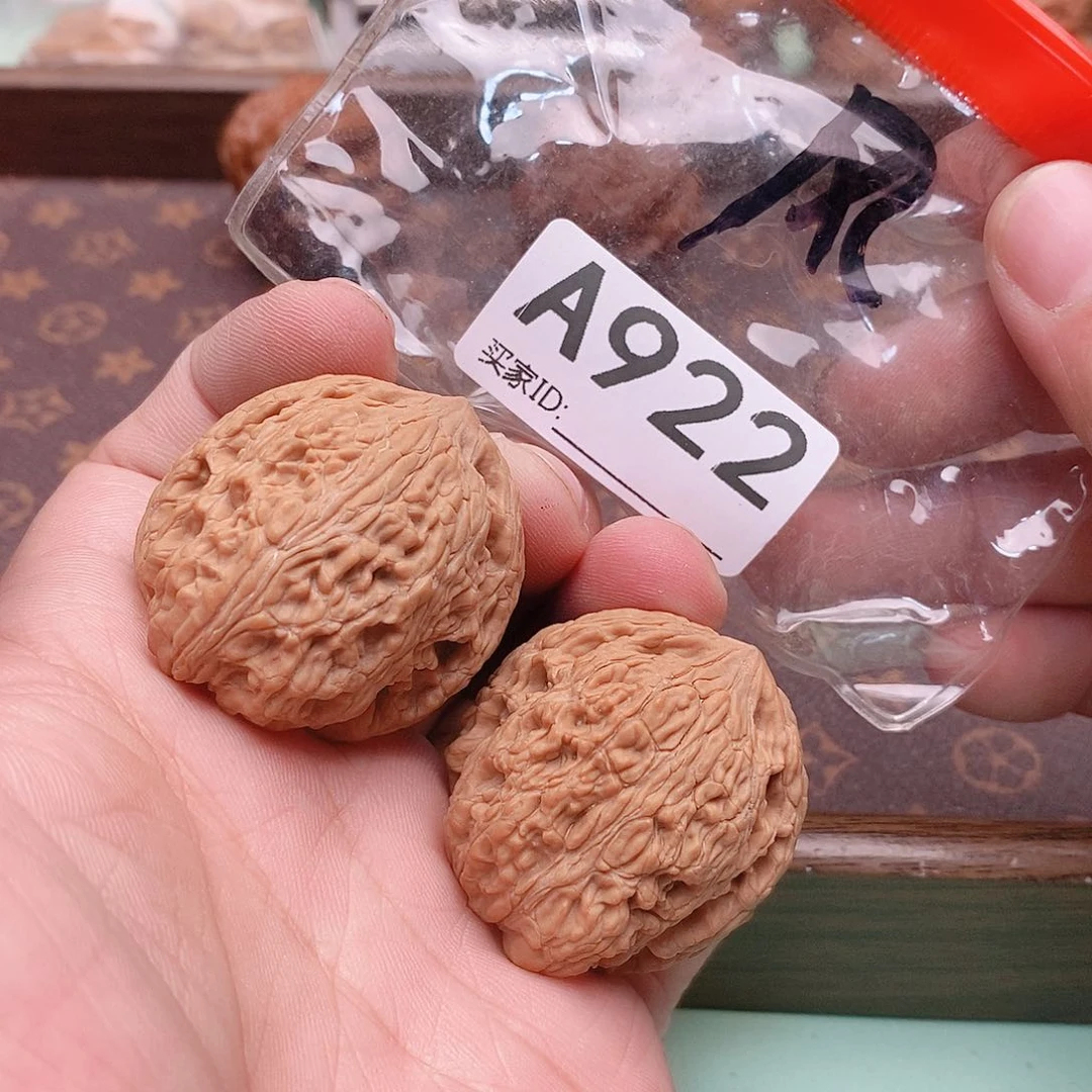 文玩核桃把件风铃35尺。