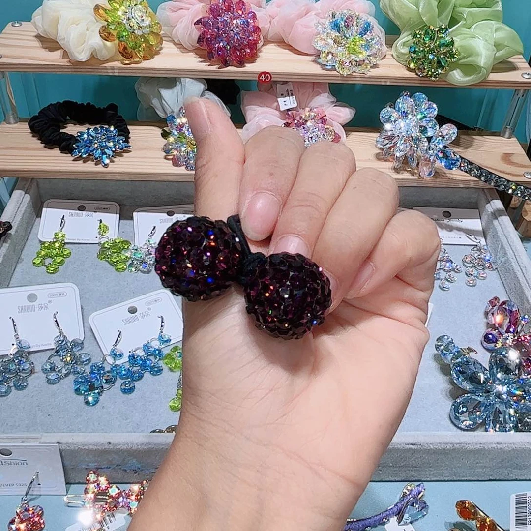 布艺铁合金耳钉的