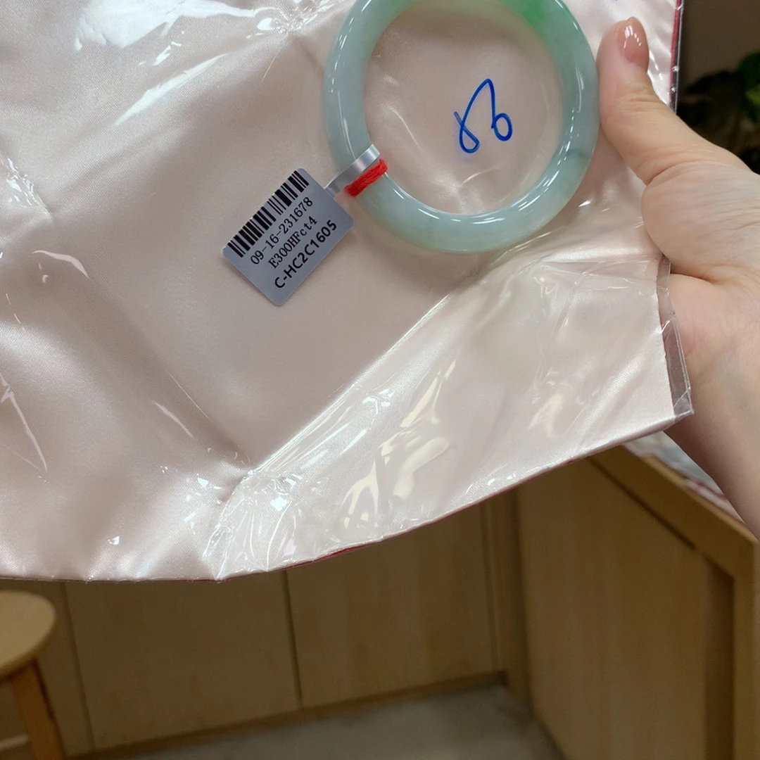 未镶嵌手镯翡翠不退不换
