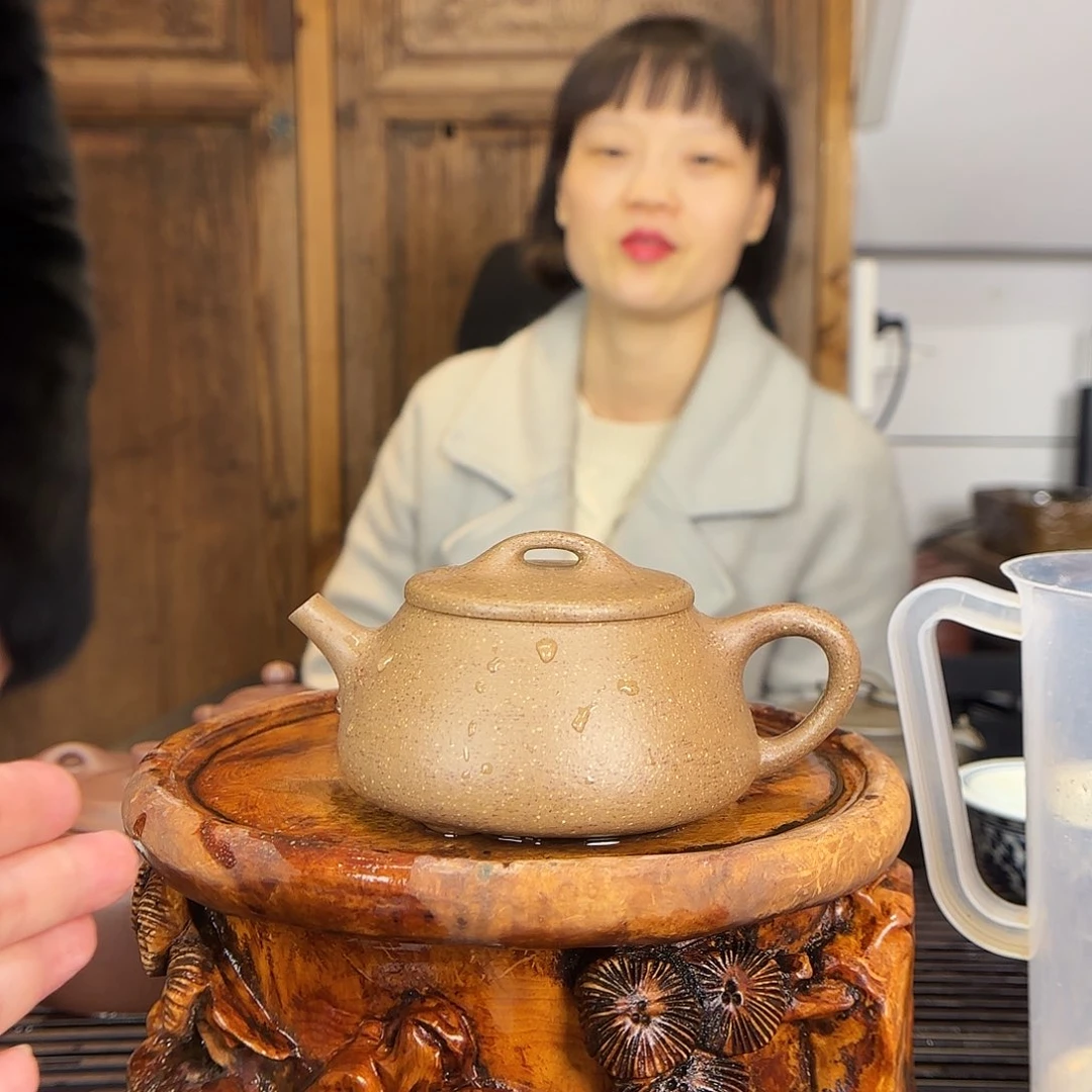 紫砂茶杯周春燕老师。230c