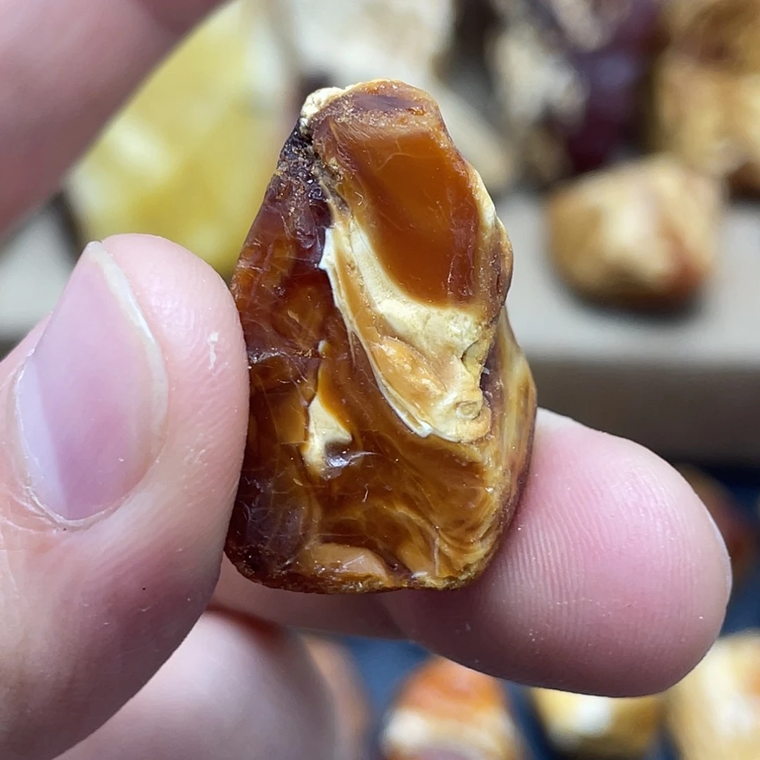 未镶嵌定制琥珀阿*定制