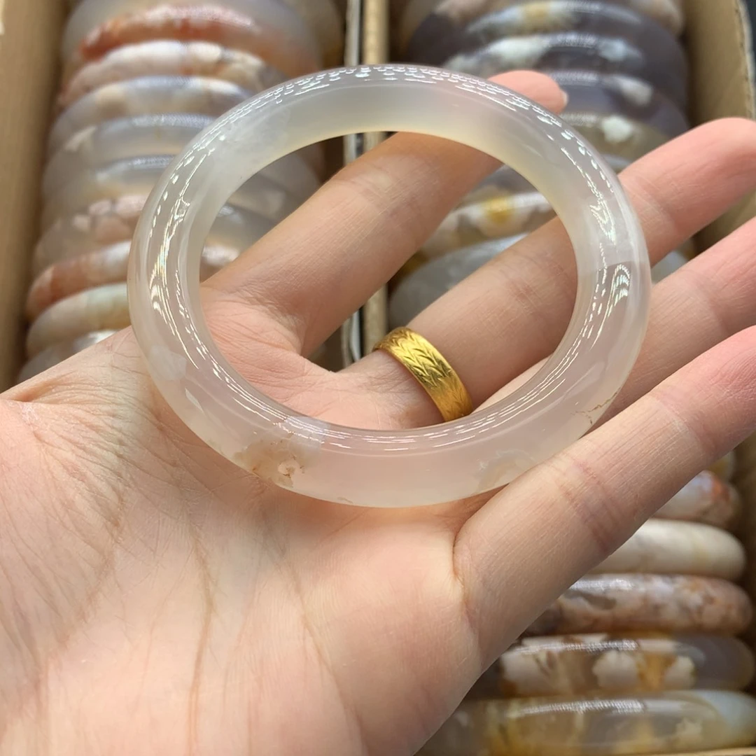 【闪购商品】玛瑙/玉髓手镯未镶嵌爆***士