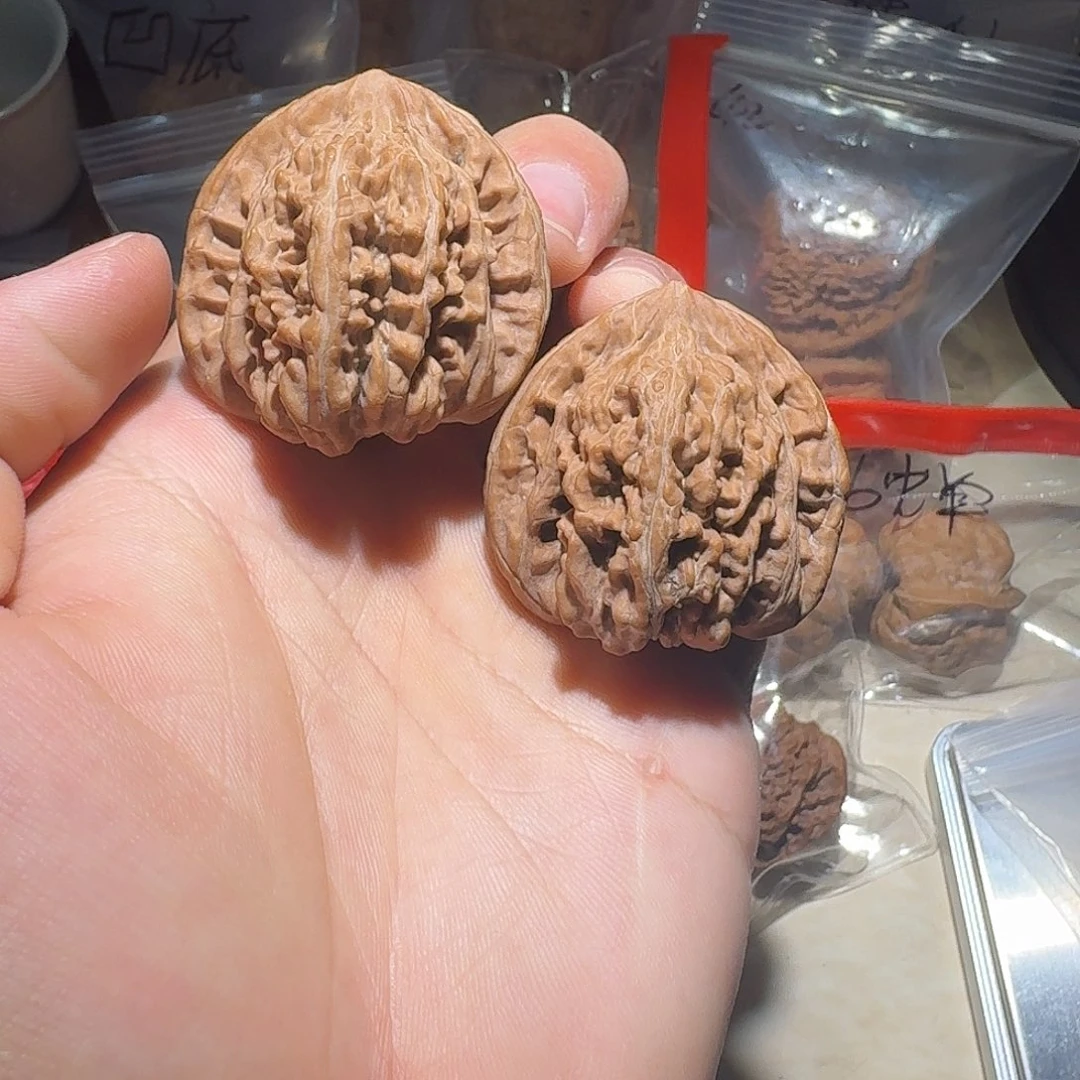 文玩核桃吊坠楼子