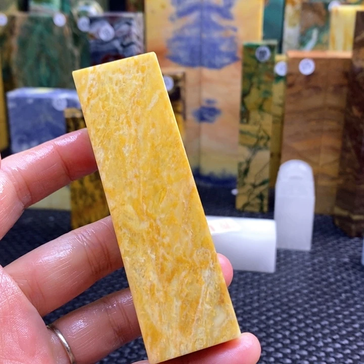 四川石蜗**行青田石印章石