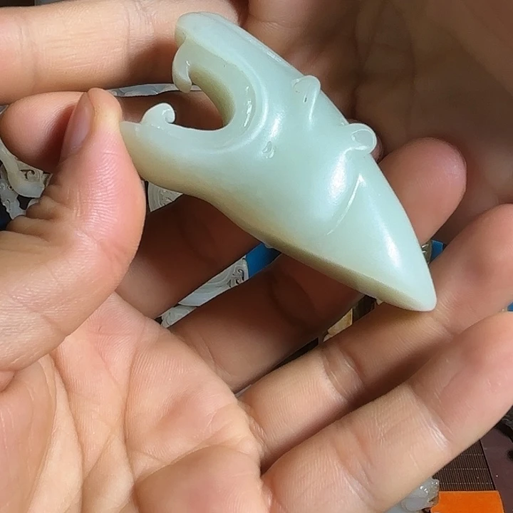 通***轩未镶嵌和田玉挂件