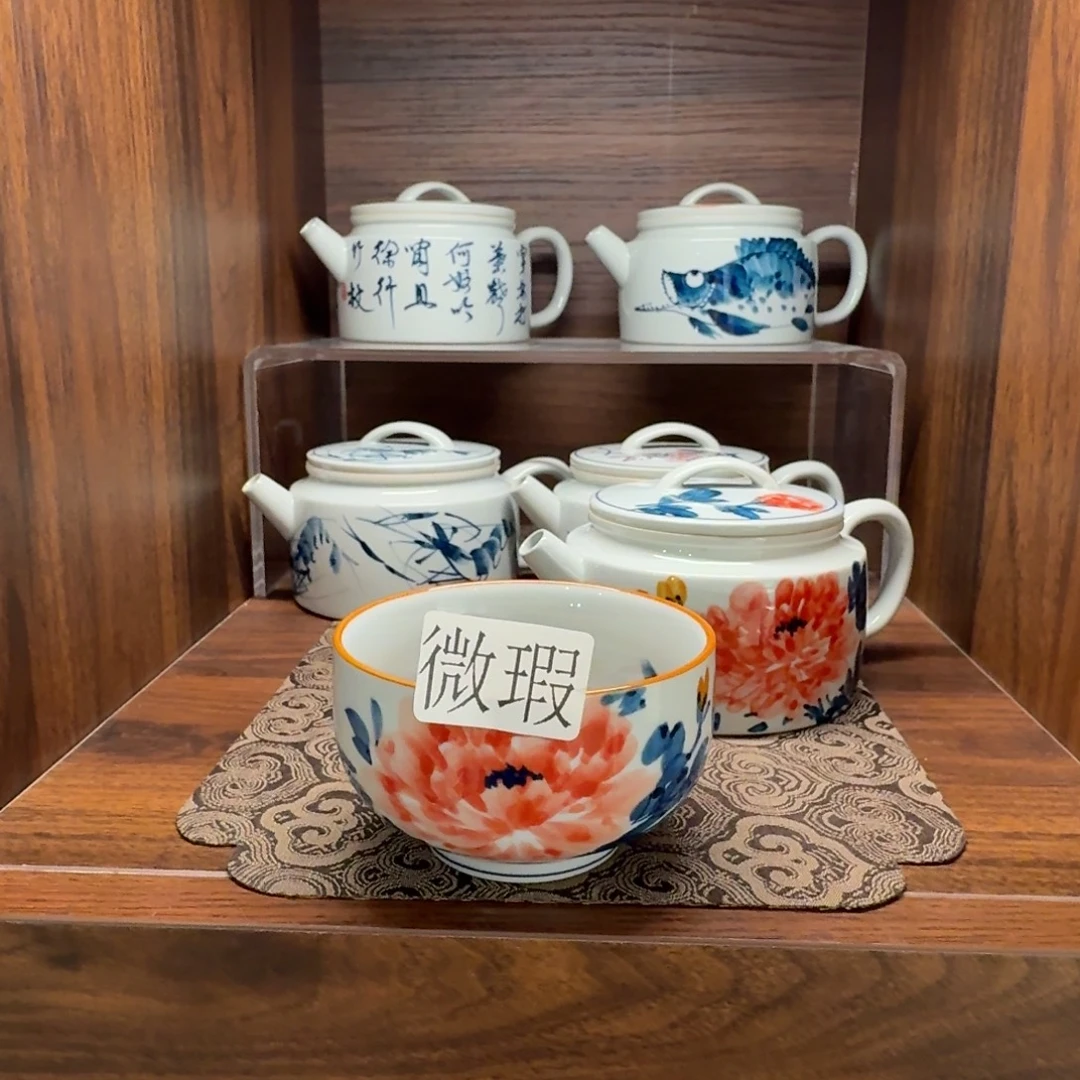 釉下手绘茶具微瑕