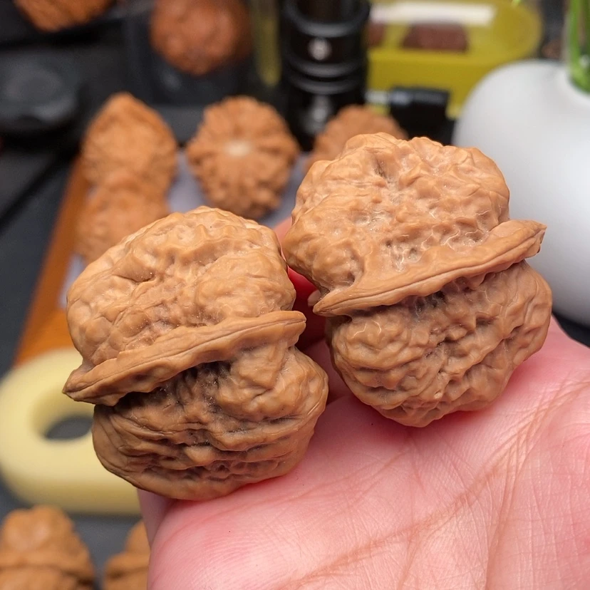 【闪购商品】文玩核桃把件三角毒蛙