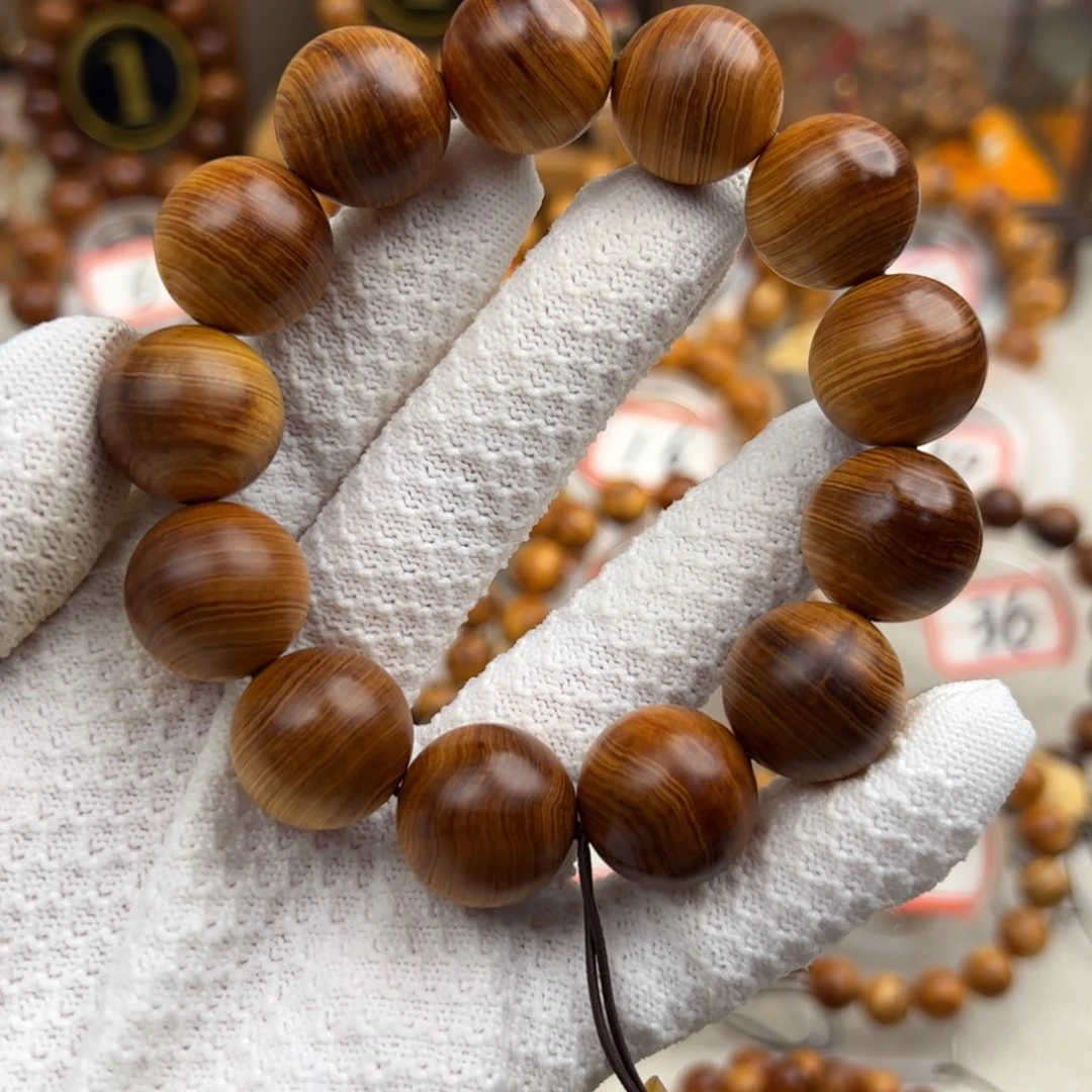 柏木（崖柏）1.8黑油骨蚕丝纹