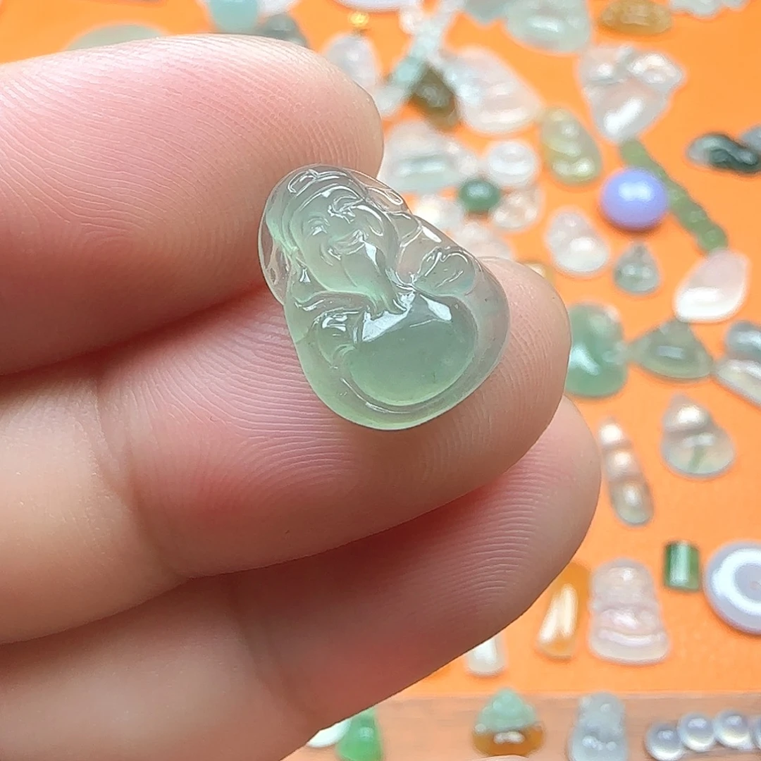 定制翡翠未镶嵌翡翠