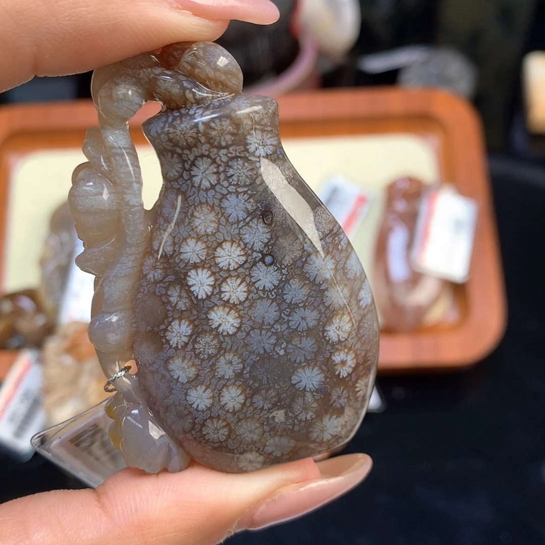 【闪购商品】颈饰未镶嵌硅化珊瑚（珊瑚玉）23号 如意宝瓶