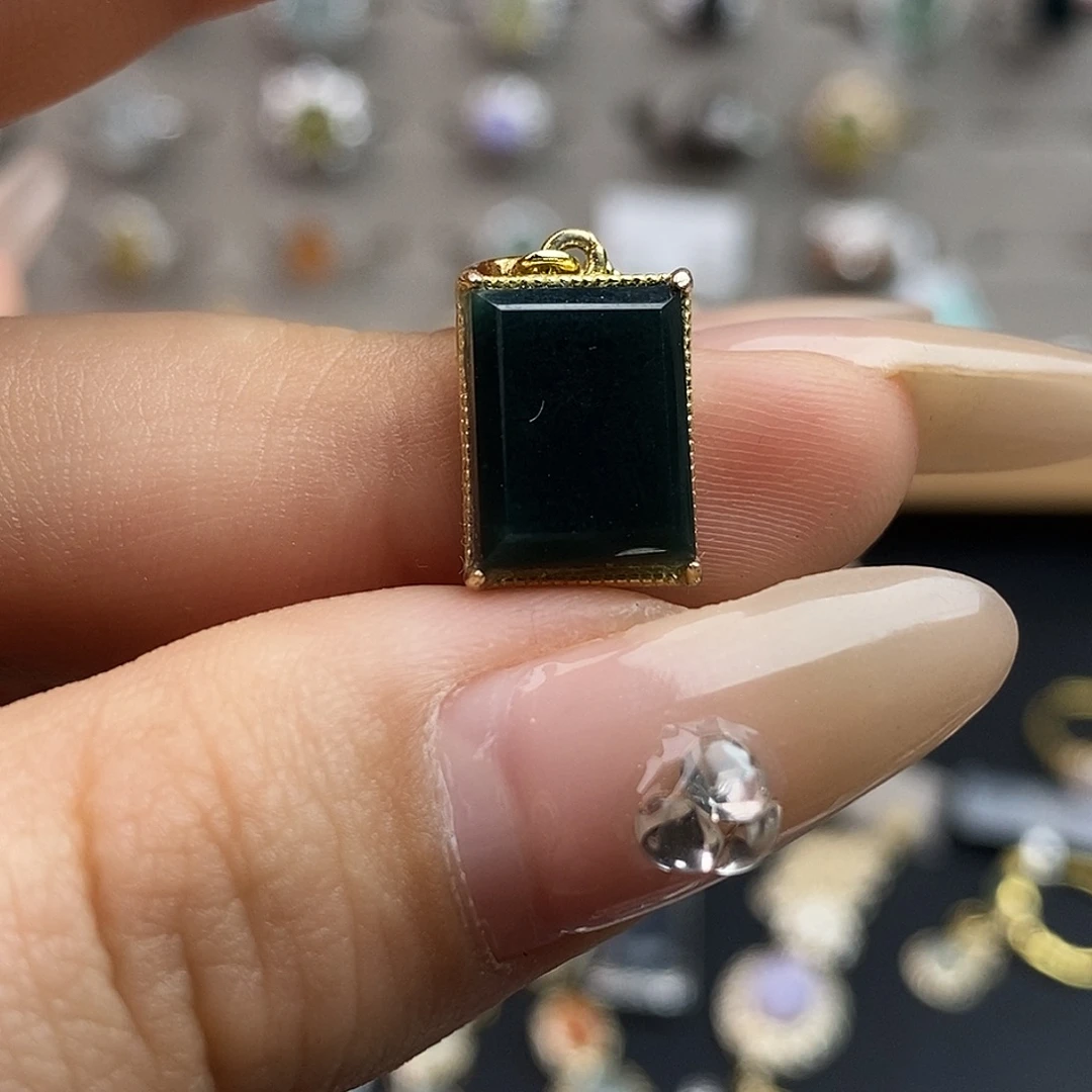 翡翠未镶嵌戒指翡翠