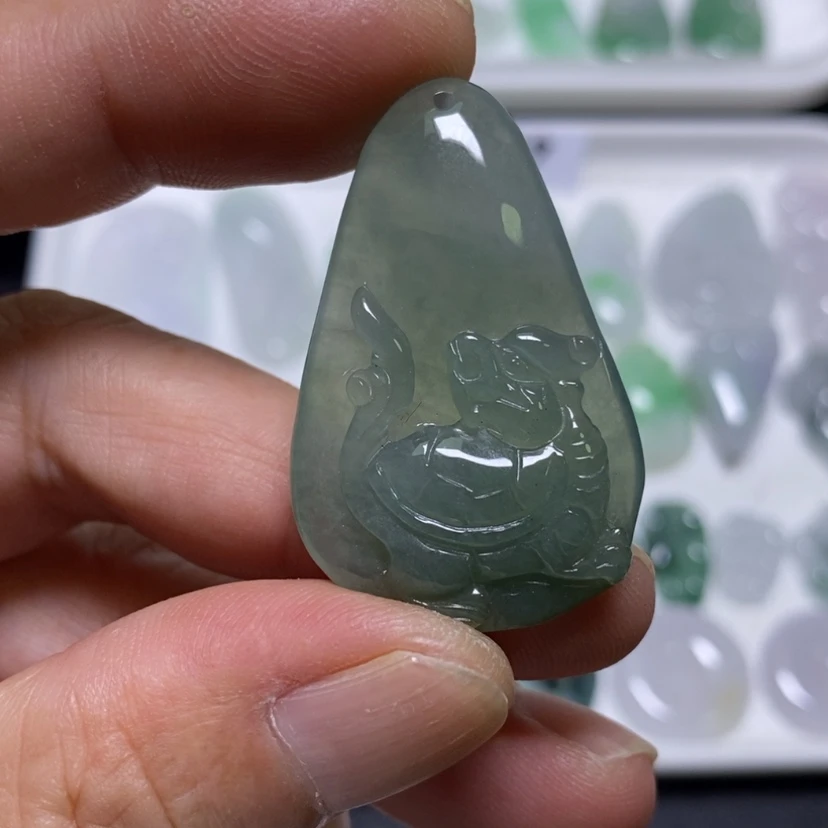 【闪购商品】吊坠(不含链)未镶嵌翡翠