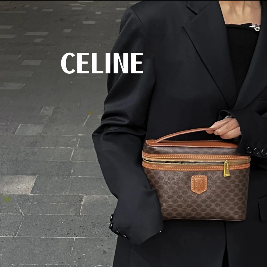 修复品8614146/ Celine /思琳老花凯旋门化妆包配皮换新
