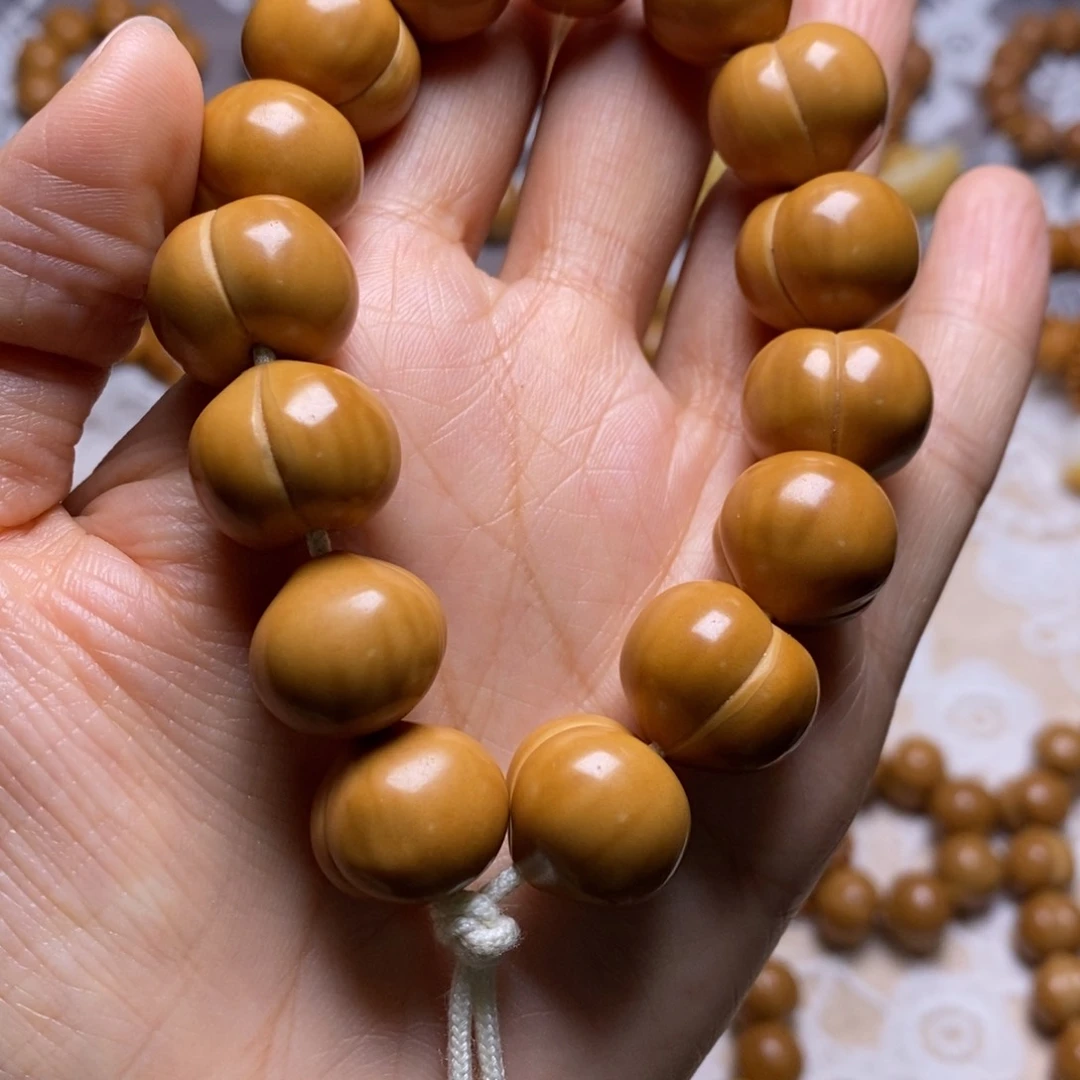 手串猴头核桃柯基屁桃高定