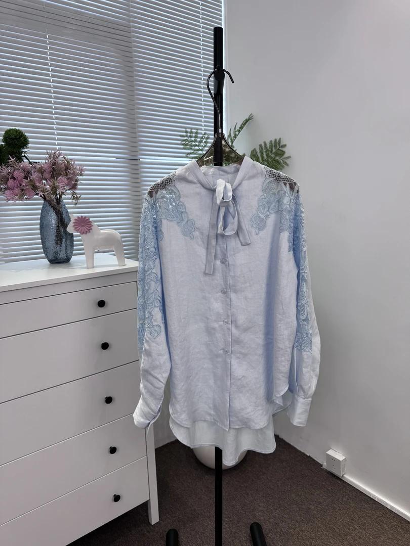 【深圳丽姐-念念】飘带刺绣衬衫