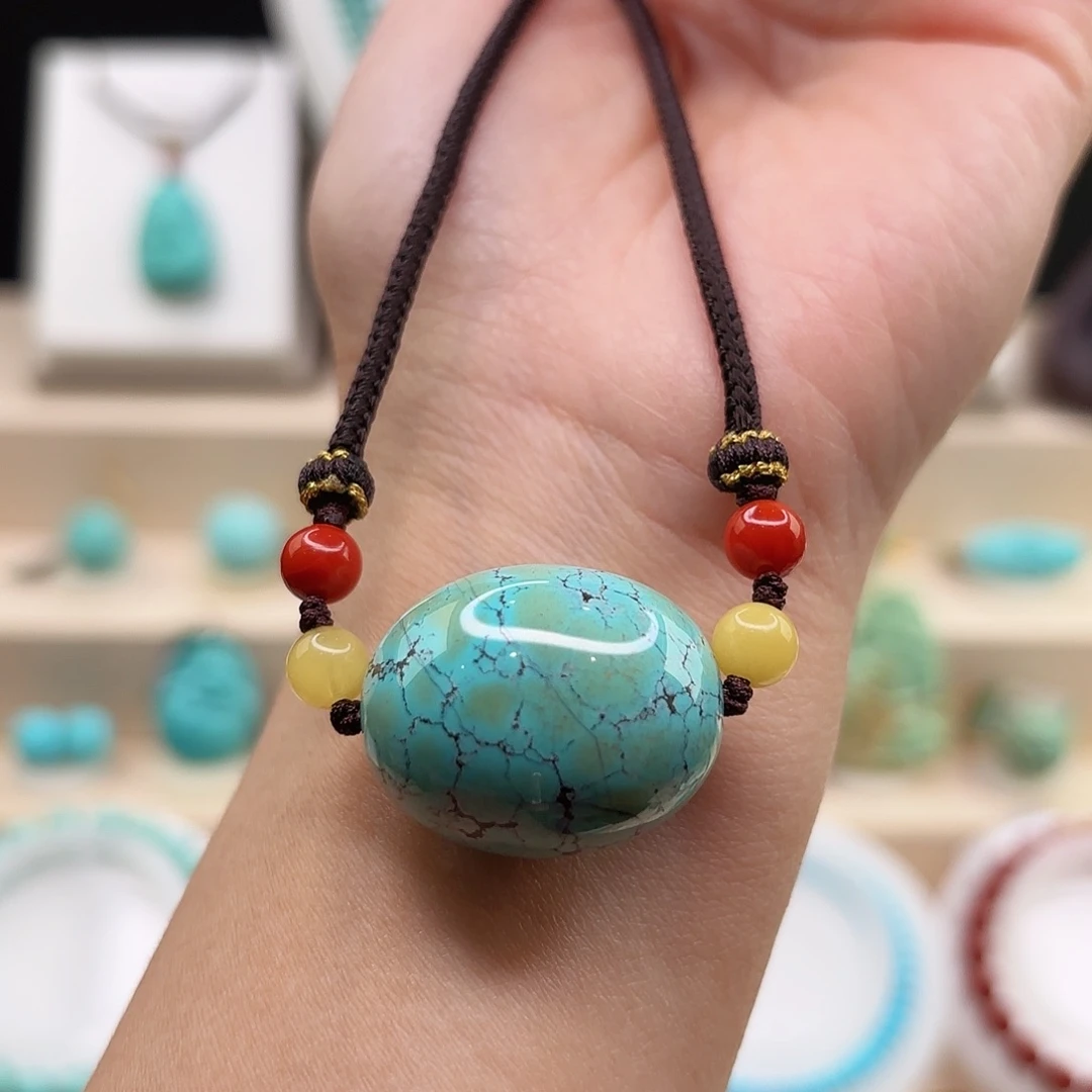 绿松石配饰未镶嵌