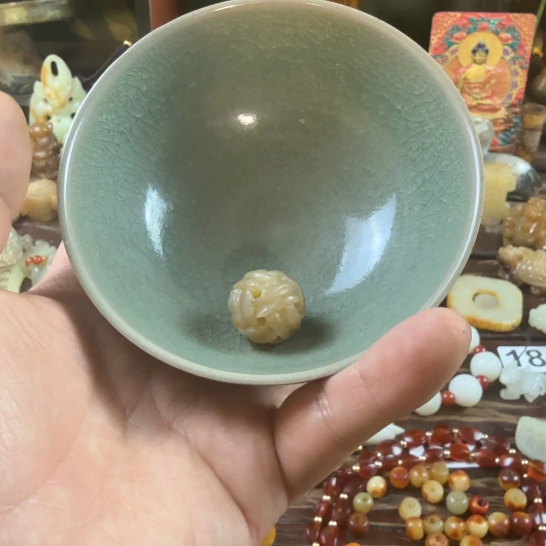 摆件孔**哥富甲天下的大家庭