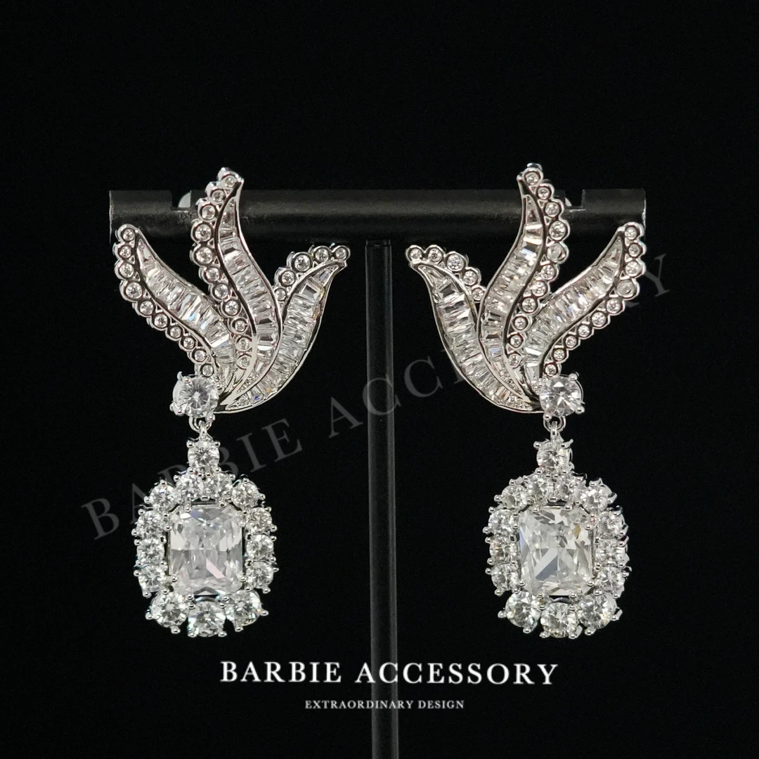 铜合金合成锆石耳饰 【飞燕星银】时尚轻奢设计款高级绝美百搭耳环