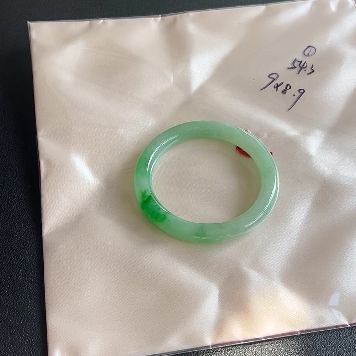 未镶嵌手镯翡翠54.3。