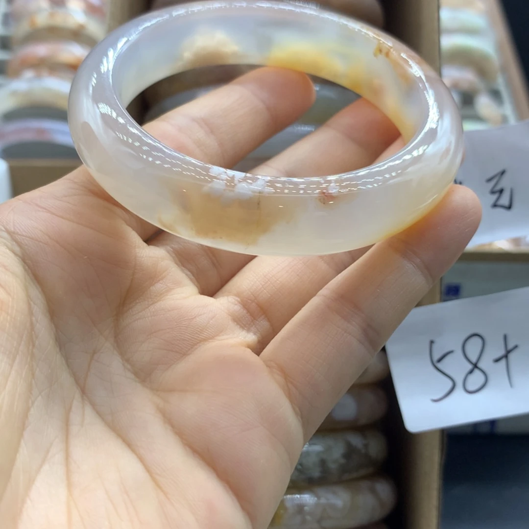【闪购商品】玛瑙/玉髓手镯未镶嵌