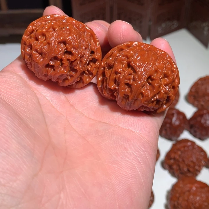 文玩核桃把件A****王苹果41.8