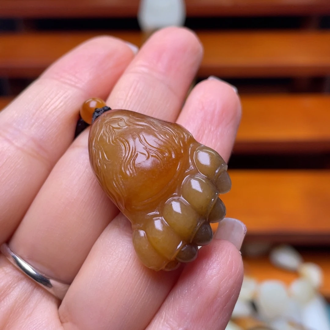 和田玉未镶嵌颈饰财*