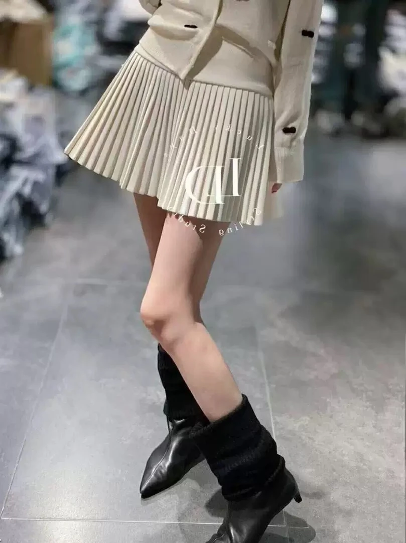 毛呢百褶裙女高腰显瘦A字短裙学院风时尚半身裙