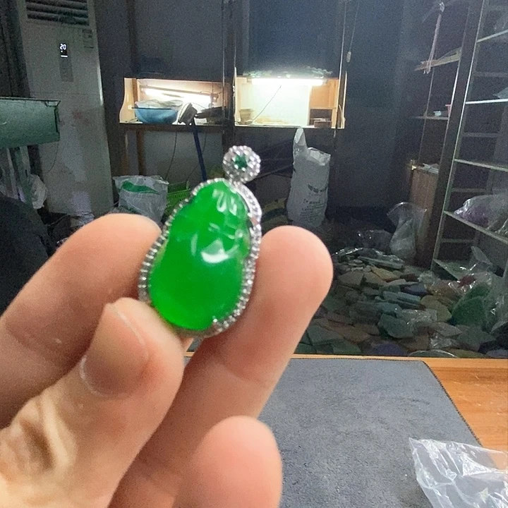 98 缅甸保真精品吊坠