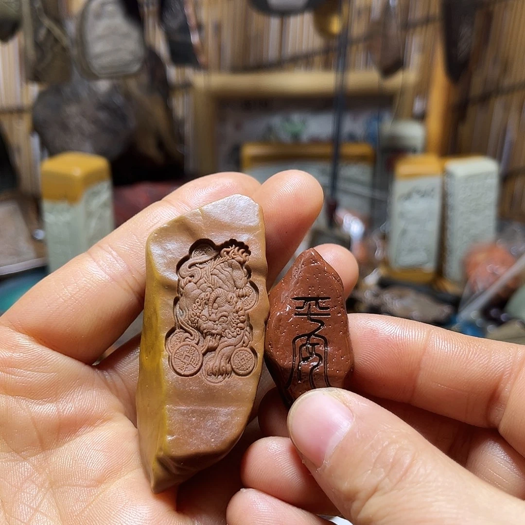 原石雕刻手把件，摆件