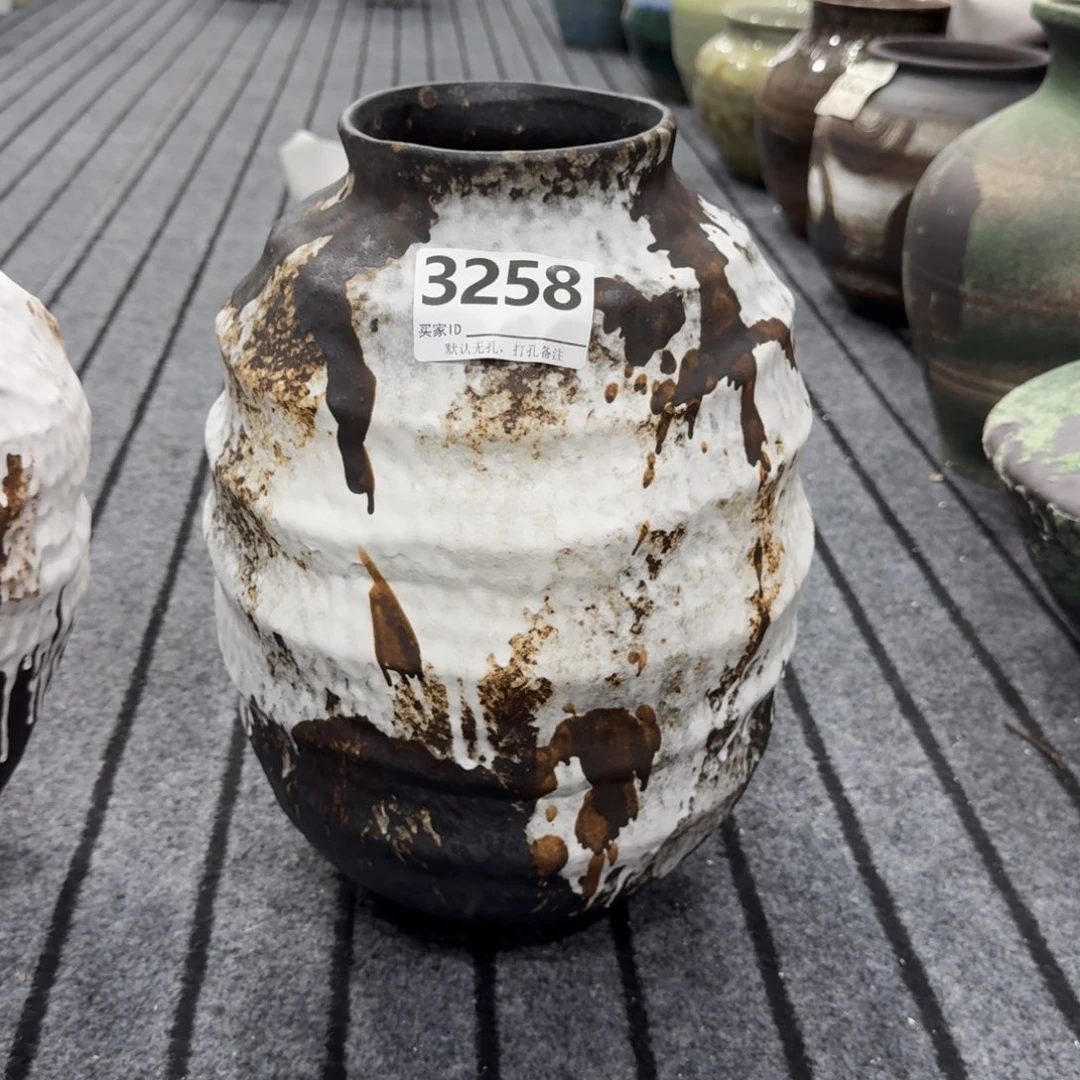 彬***摆件景德镇高温花瓶编码3258高36口11默认无孔
