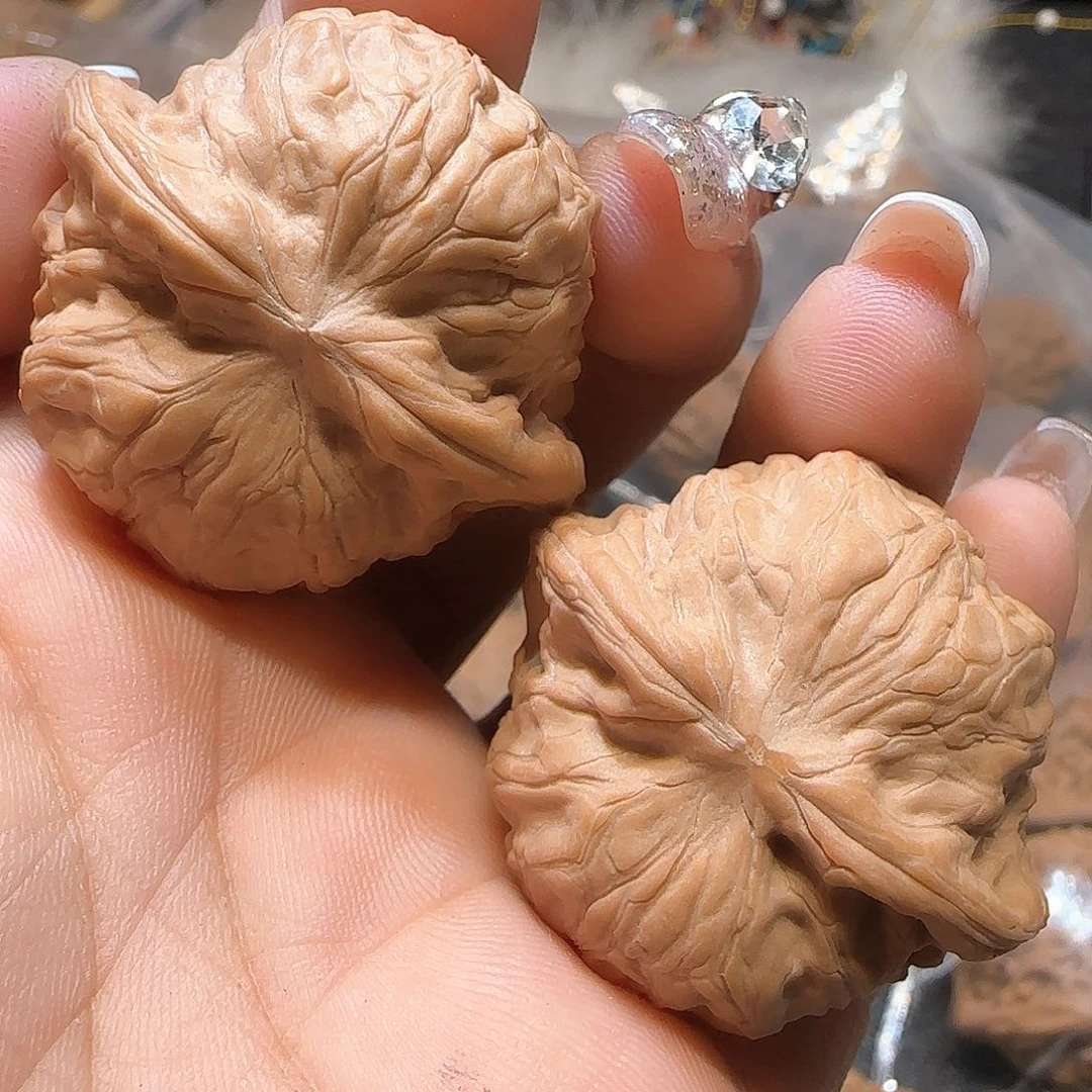 文玩核桃吊坠39凤凰山