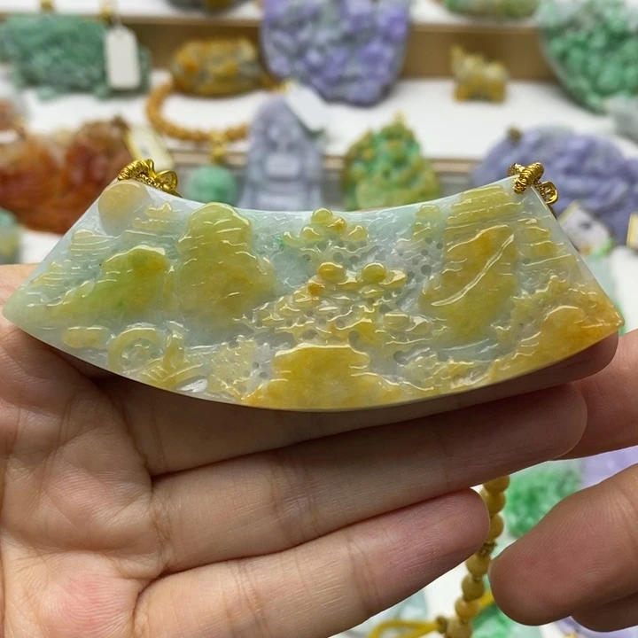 翡翠未镶嵌颈饰翡翠