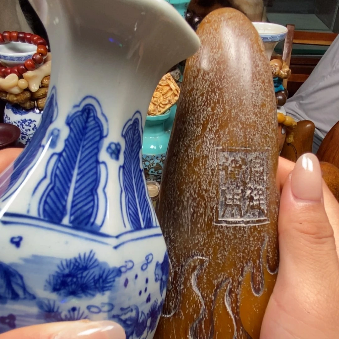 主播节目主持人和主持人的工作人员