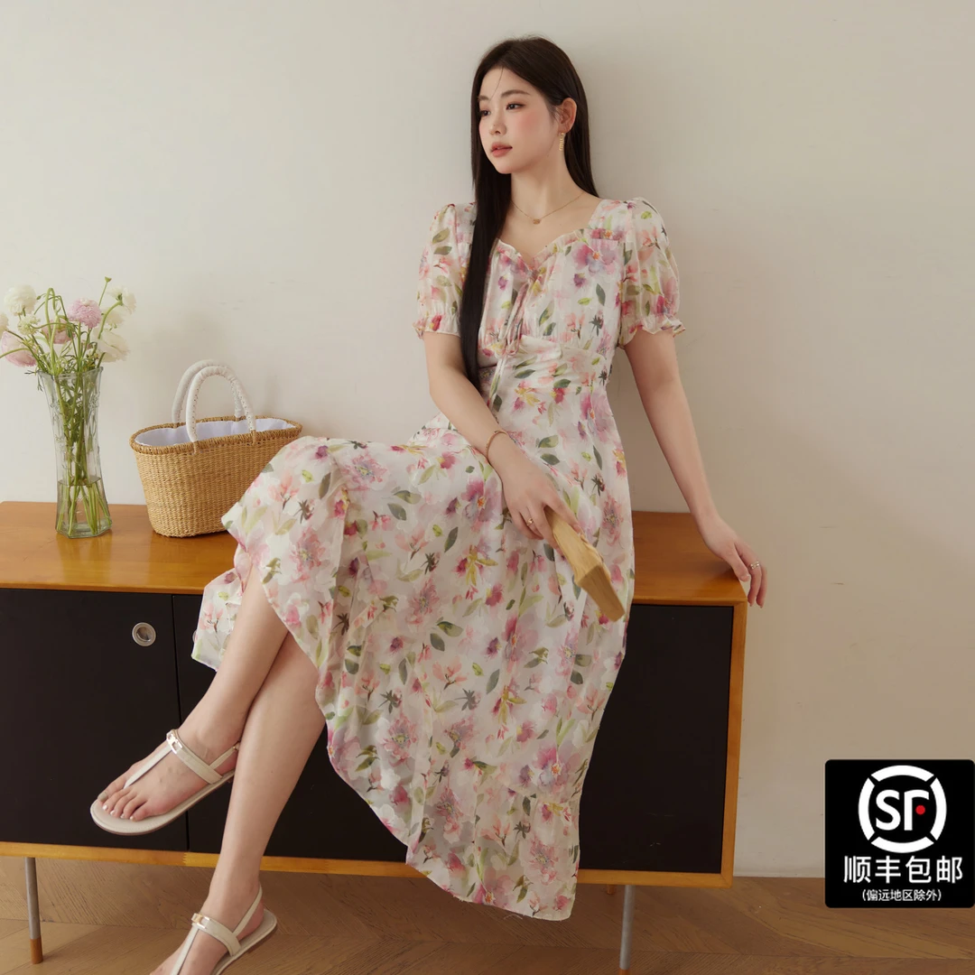 蓝语大码女装仙气连衣裙微胖mm法式绝美碎花裙夏季海边度假裙子