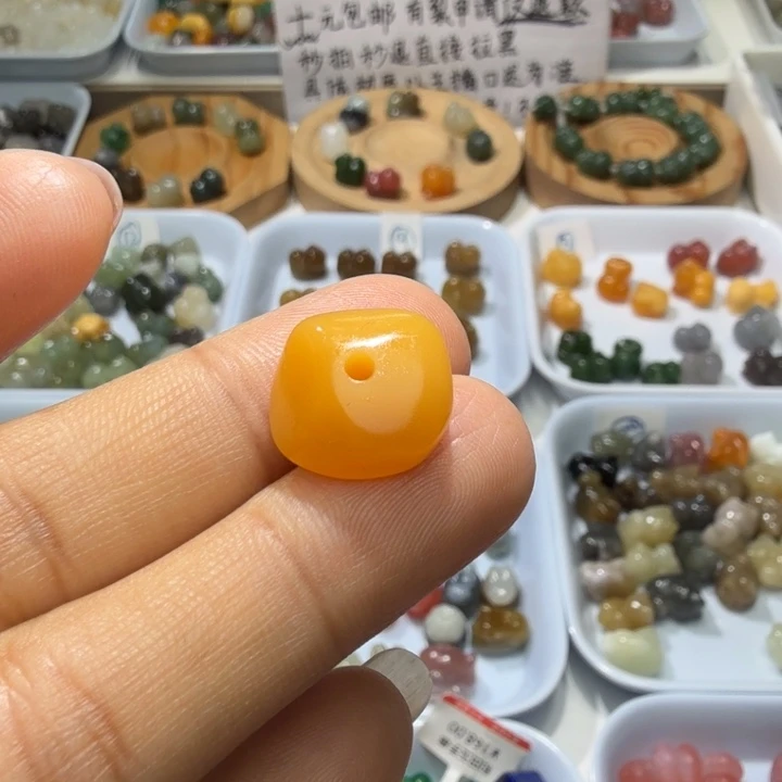 和田玉未镶嵌珠宝奇石