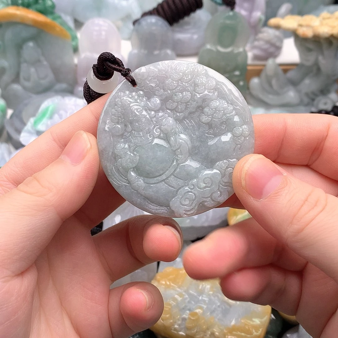 吊坠(不含链)未镶嵌翡翠