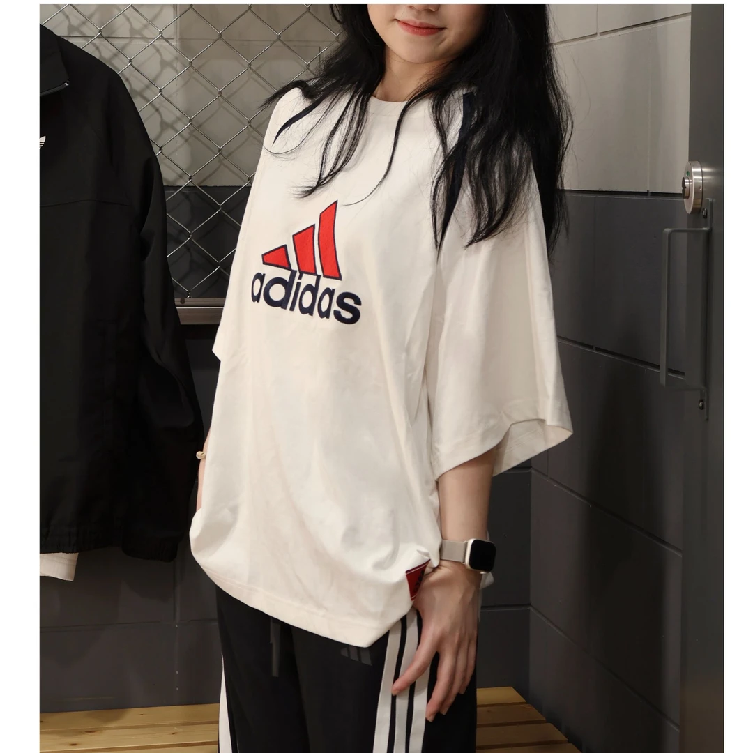 adidas/阿迪达斯欧若风运动新款圆领字母舒适短袖T恤白色IM7840