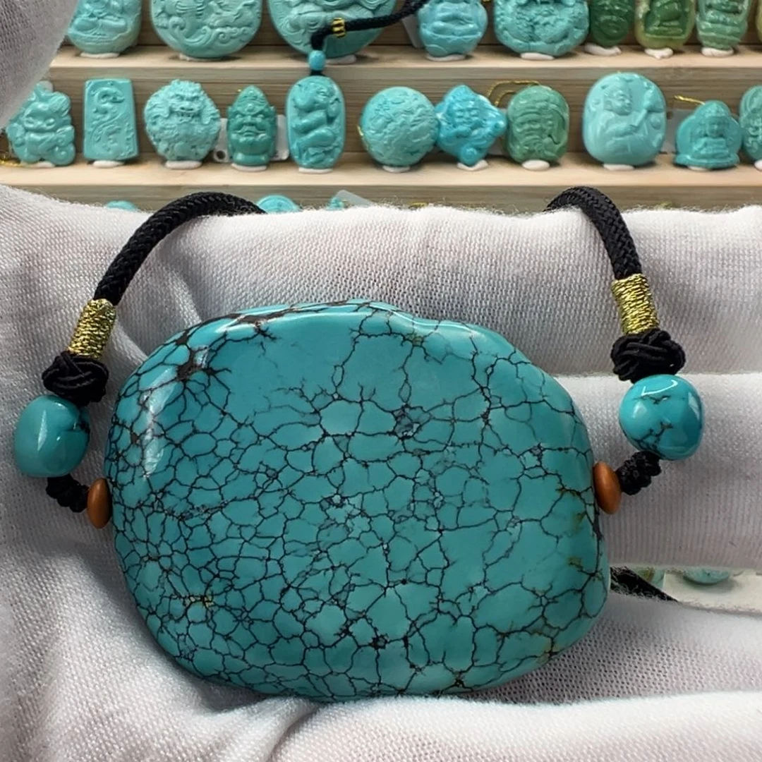 未镶嵌绿松石随形39.7mm