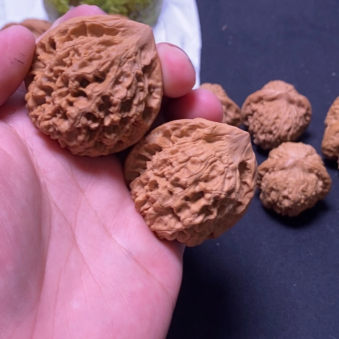 文玩核桃吊坠石***?官帽