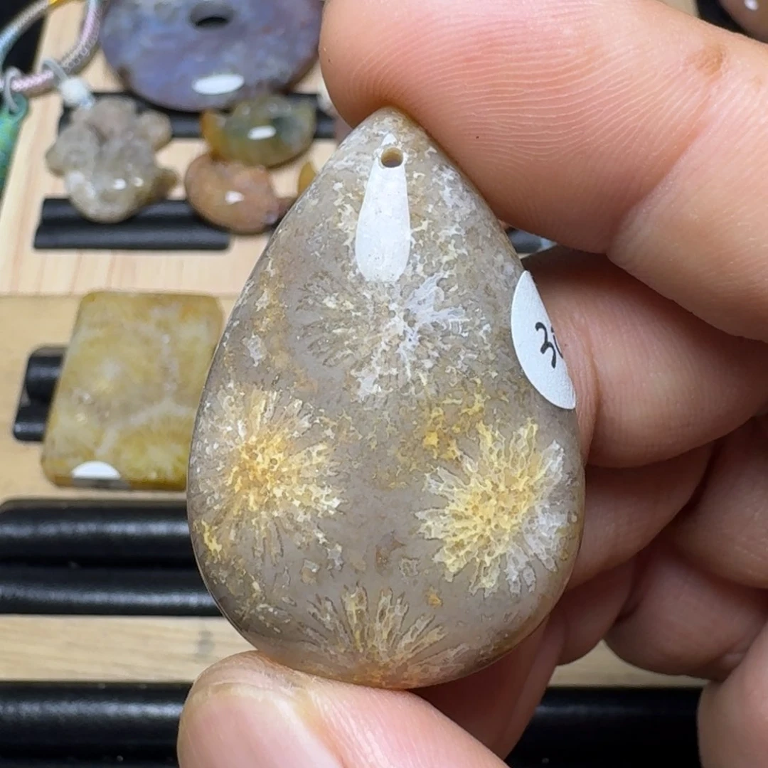 硅化玉纯天然色有机玉石保真色未镶嵌