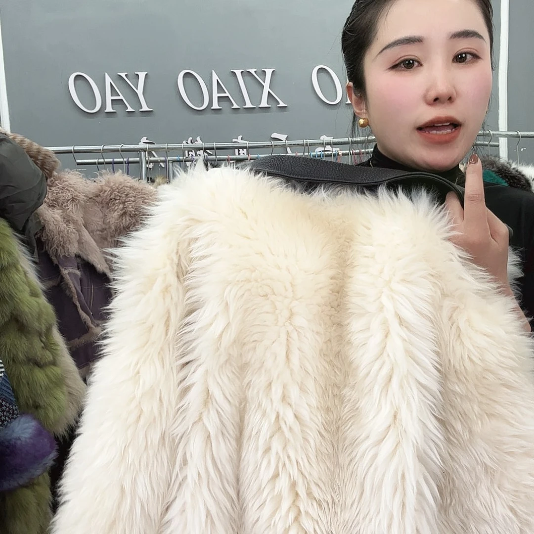 姚小妖家高端皮草