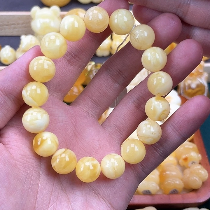 琥珀裸石未镶嵌蜜蜡