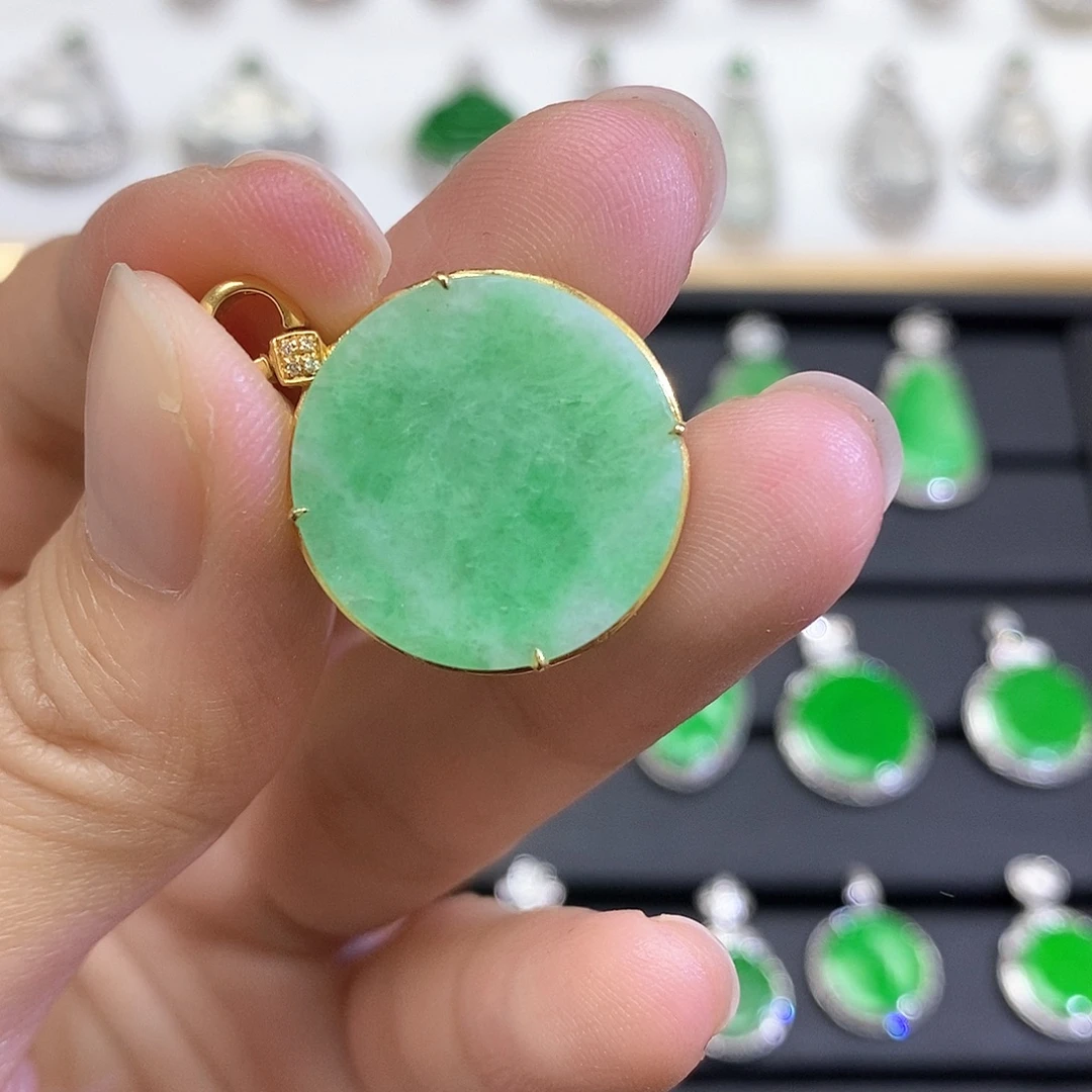 翡翠18K金镶嵌吊坠(不含链)