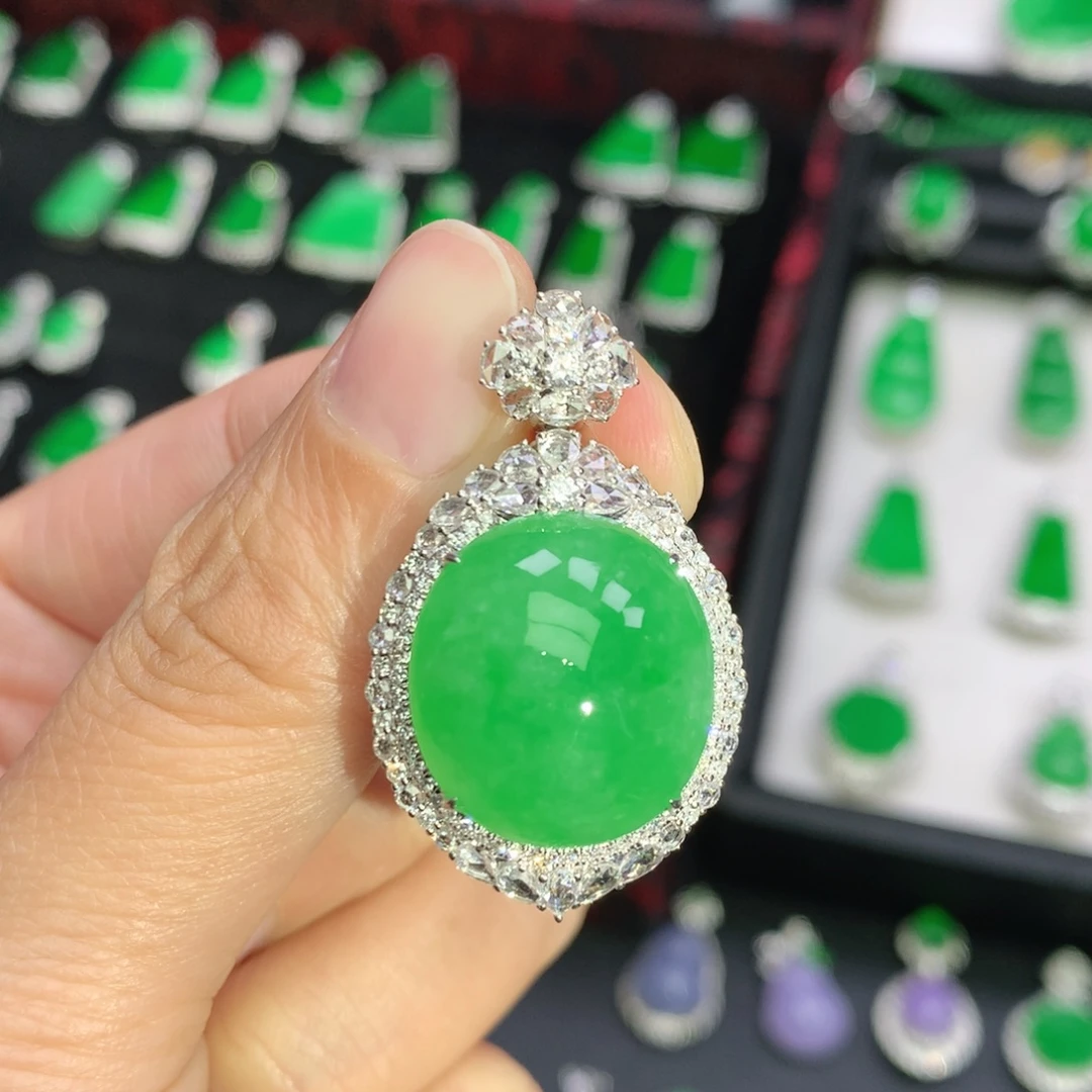 翡翠18K金镶嵌吊坠(不含链)