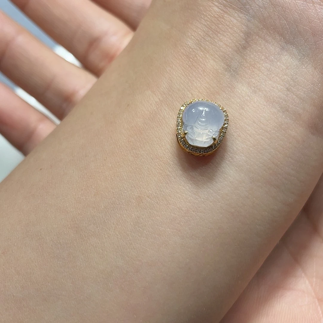 翡翠18K金镶嵌吊坠(不含链)琳****?