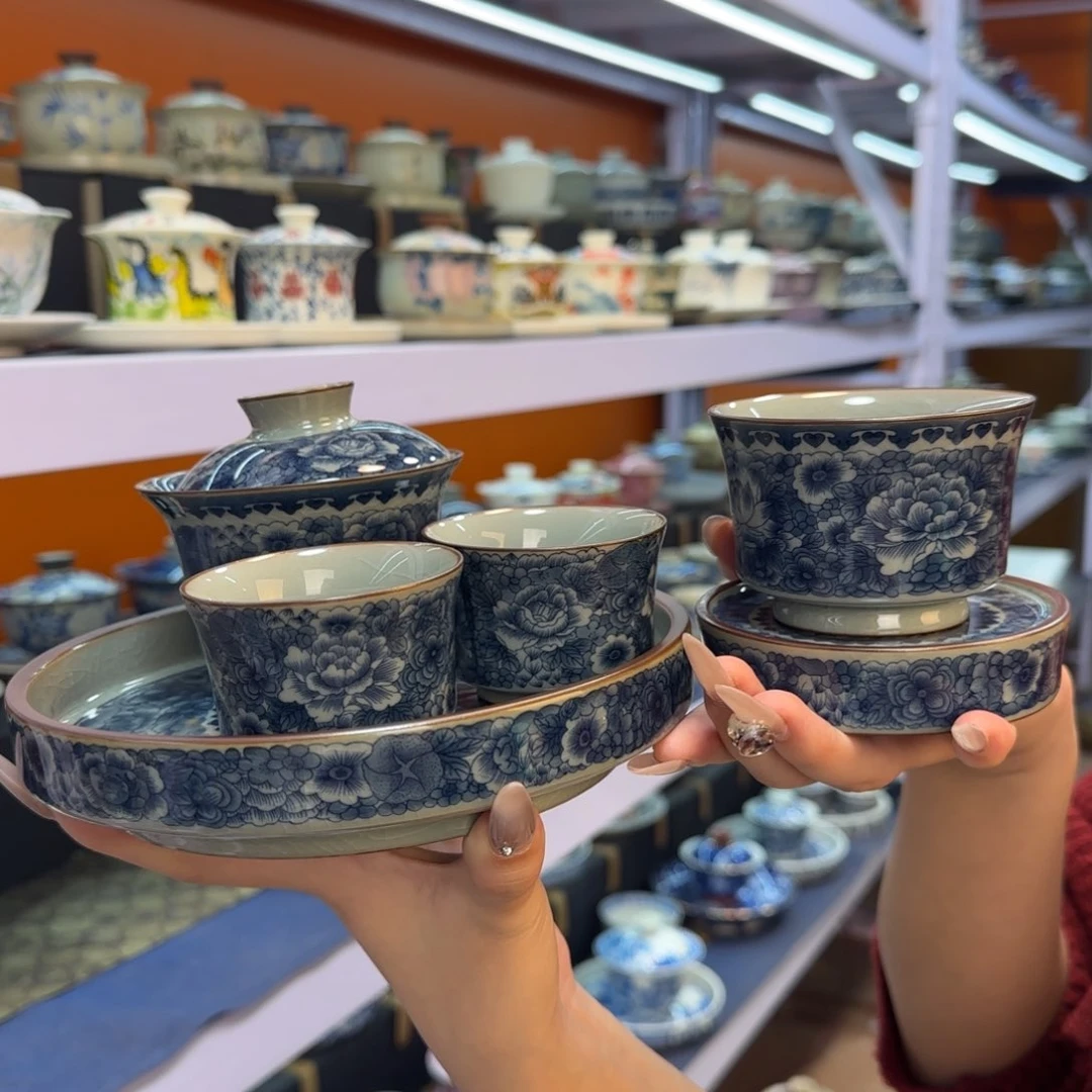 我在外面吃饭呢你在哪了我