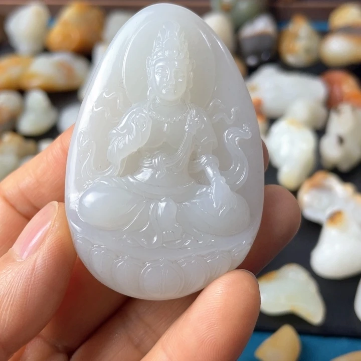 和田玉未镶嵌颈饰