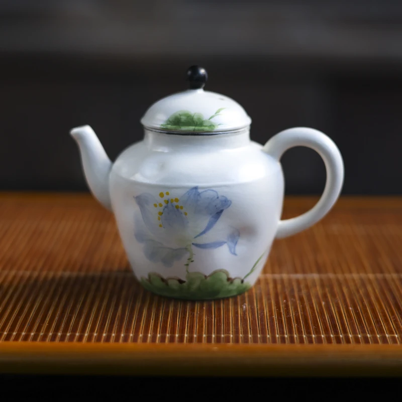 粉引手绘手捏壶(蓝荷)（Q4658）